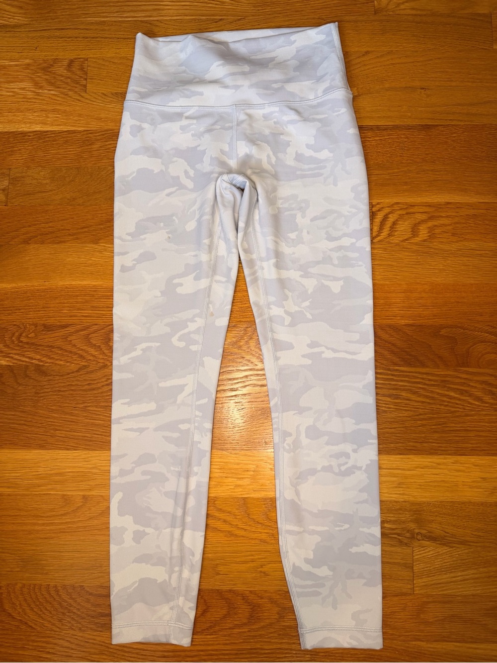 Lululemon Leggings Size 6 White Gray Camo High Rise Yoga Workout Pants